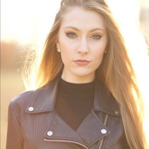 Meet your Posher, Rachel